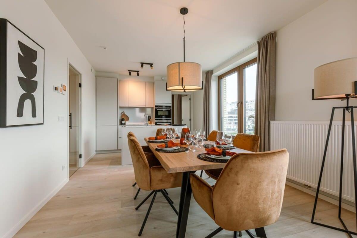 Huswell - Family Apartment Located By The Sea Oostende Bagian luar foto